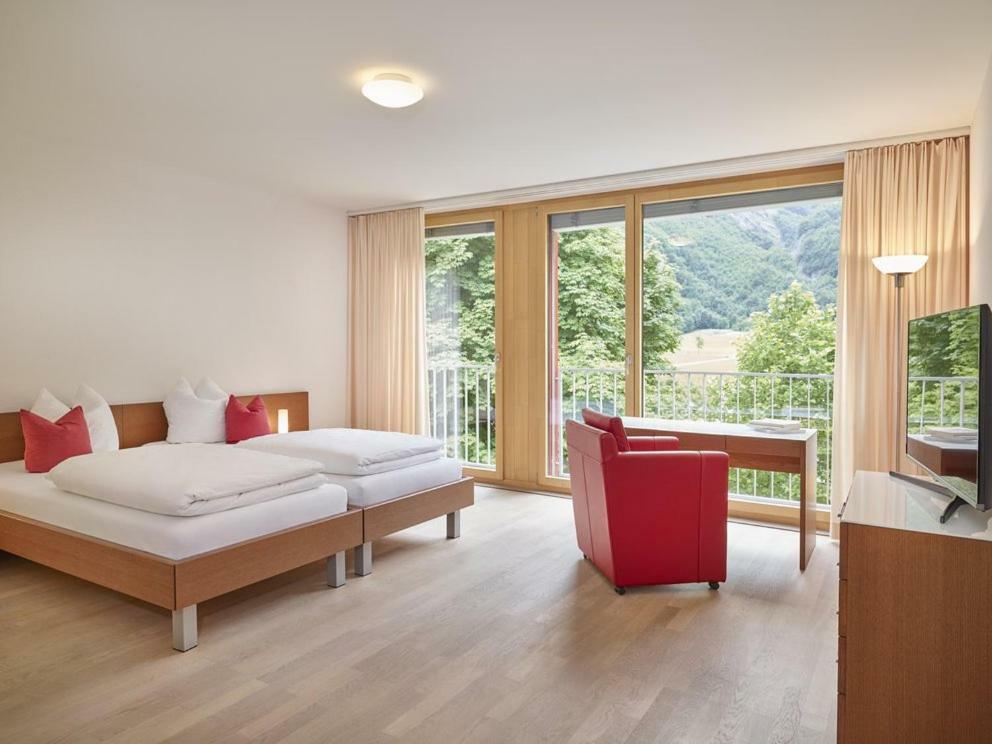 Hotel Toedi Linthal Luaran gambar